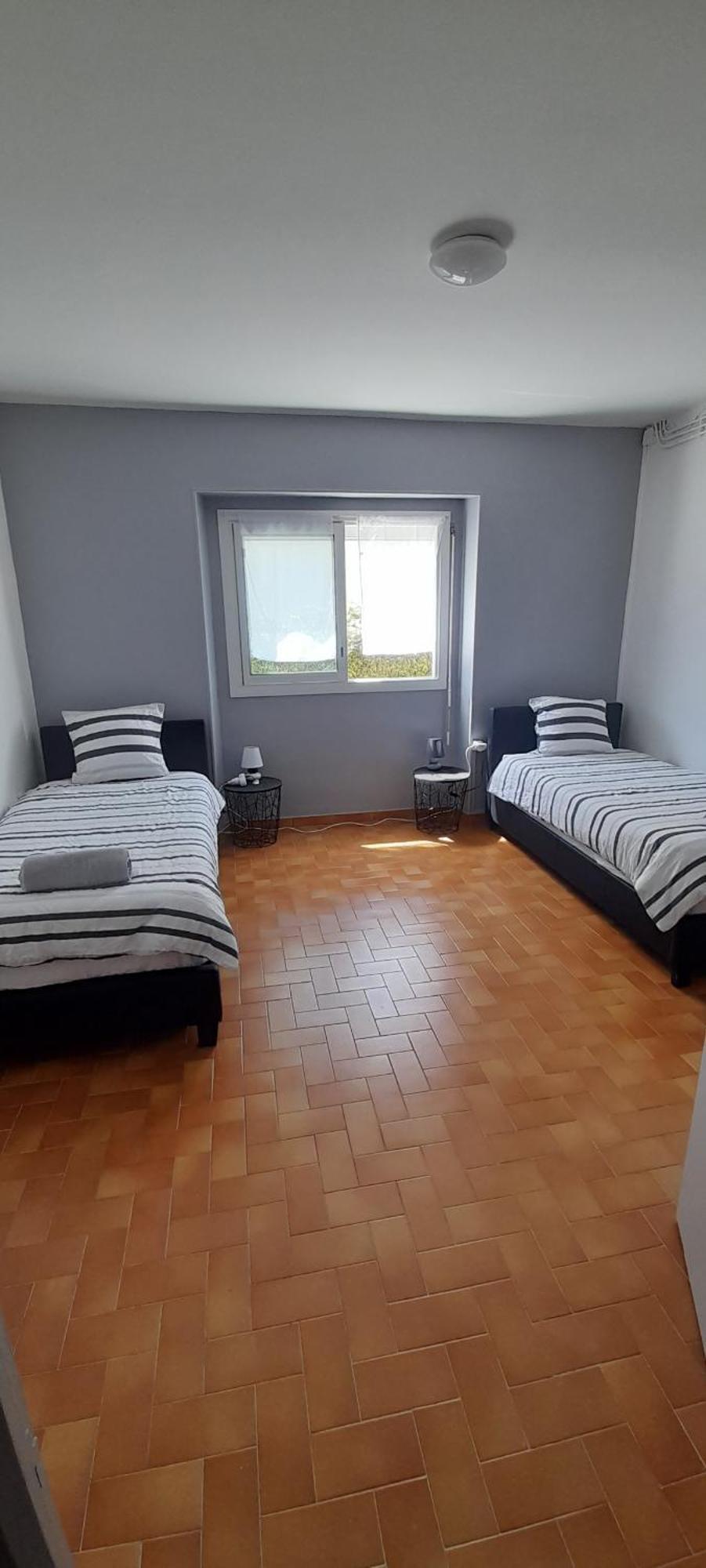 Agreable De 80m2 Dans Maison *