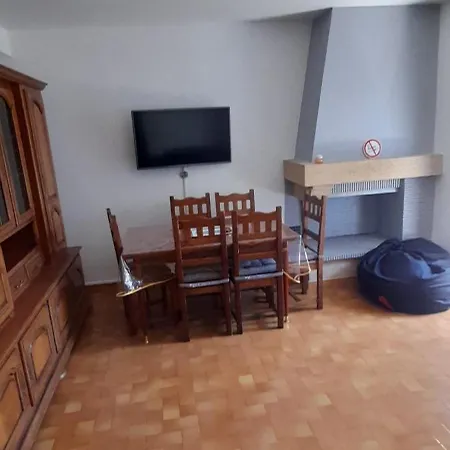 Agreable Appartement De 80M2 Dans Maison Lourdes Exterior photo
